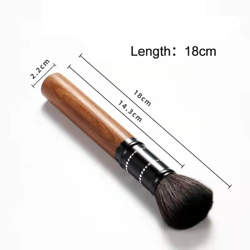 Oak makeup brush with measurements on a white background