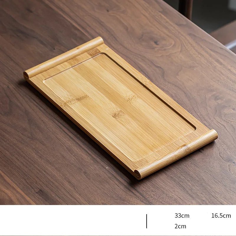 Wooden cutting board on a wooden surface with dimensions indicated.